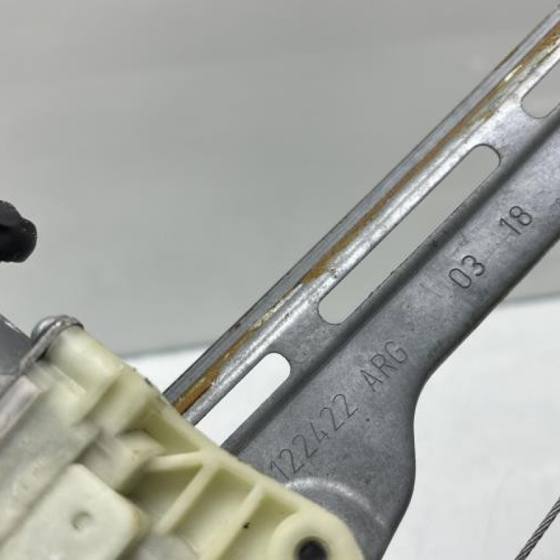 Leve vitre electrique arriere gauche PEUGEOT 308 2 Photo n°7