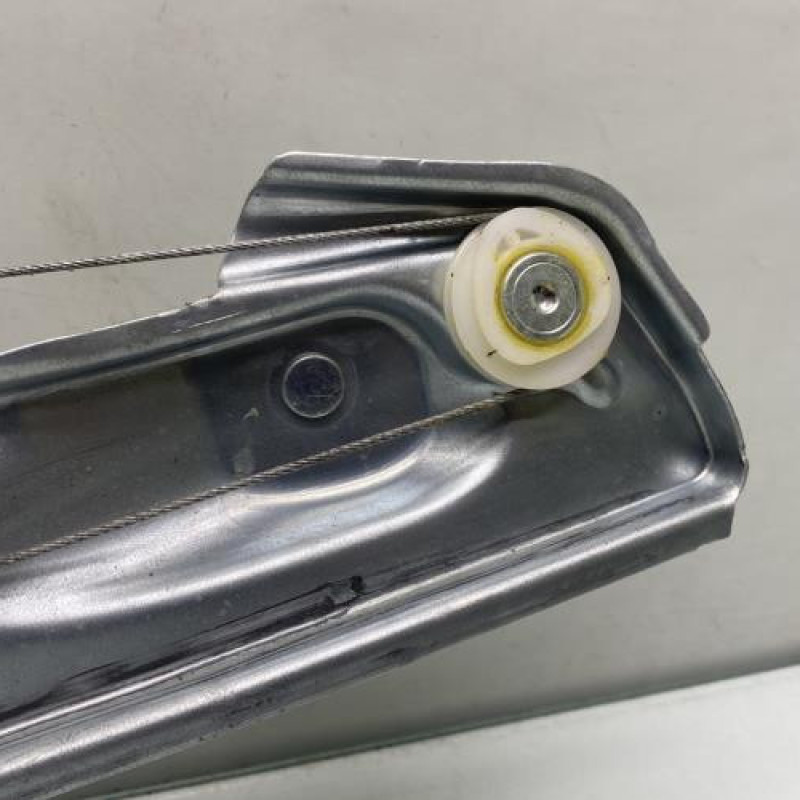 Leve vitre electrique arriere gauche OPEL ASTRA K Photo n°3