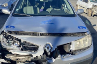 Aile avant gauche RENAULT MEGANE 2