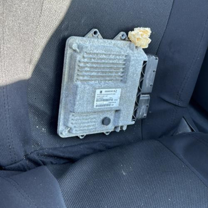 Alternateur OPEL CORSA D Photo n°16