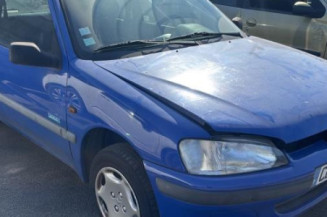 Aile avant droit PEUGEOT 106