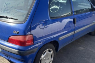 Aile avant droit PEUGEOT 106