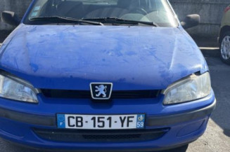 Aile avant droit PEUGEOT 106