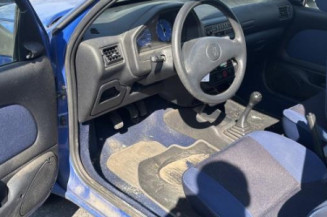 Aile avant droit PEUGEOT 106