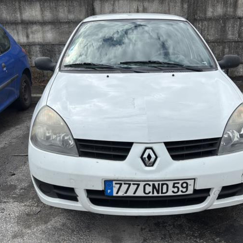 Aile avant gauche RENAULT CLIO 2 Photo n°12