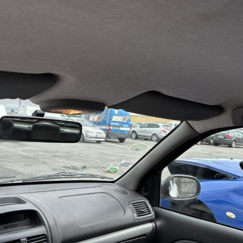 Aile avant gauche RENAULT CLIO 2 Photo n°20