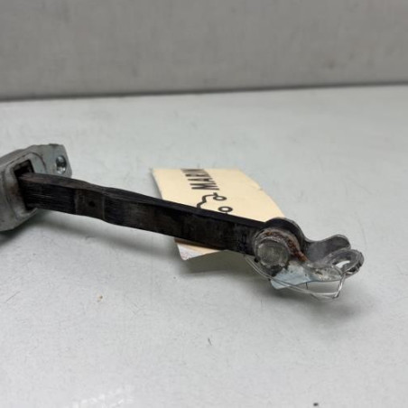 Arret de porte avant gauche SUZUKI SWIFT 4