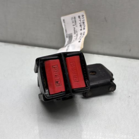 Attache ceinture arriere droit RENAULT CLIO 2 Photo n°1