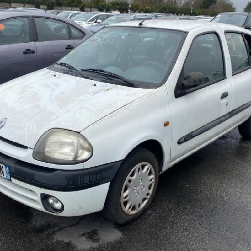 Attache ceinture arriere droit RENAULT CLIO 2 Photo n°4