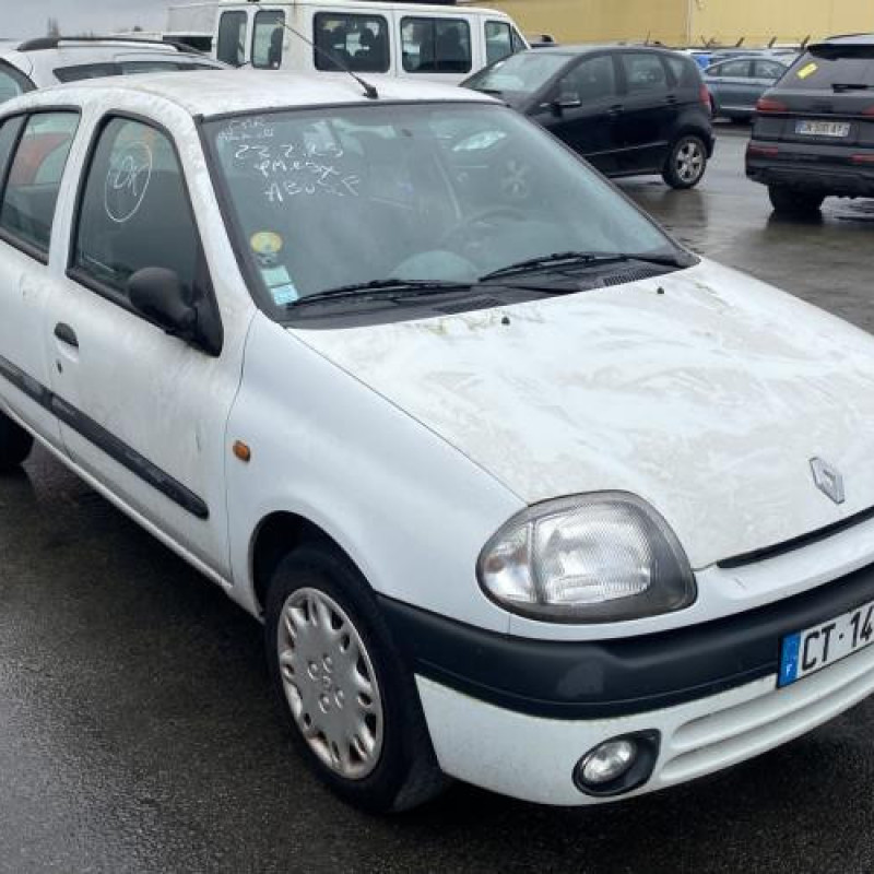Attache ceinture arriere droit RENAULT CLIO 2 Photo n°5