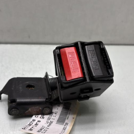 Attache ceinture arriere gauche RENAULT CLIO 2 Photo n°1