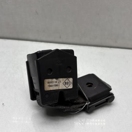 Attache ceinture arriere gauche RENAULT CLIO 2