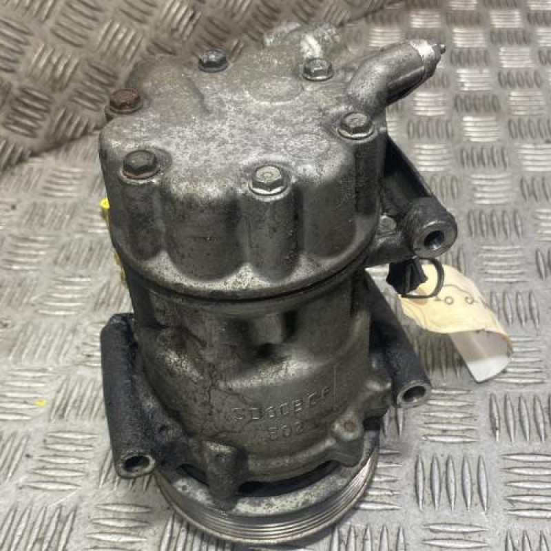 Compresseur clim CITROEN C3 2 Photo n°4