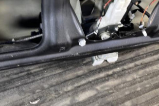 Malle/Hayon arriere SUZUKI SWIFT 4