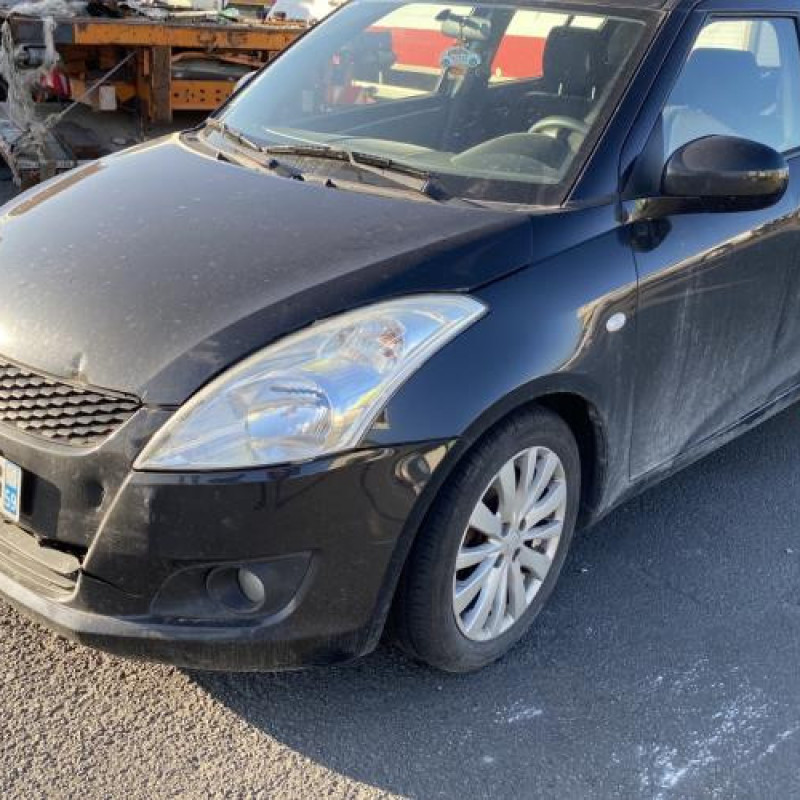 Plage arriere SUZUKI SWIFT 4 Photo n°5