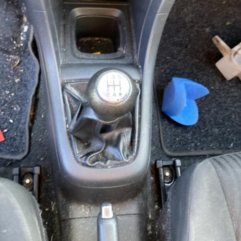 Plage arriere SUZUKI SWIFT 4 Photo n°20