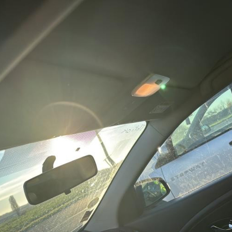 Plage arriere RENAULT MEGANE 3 Photo n°16