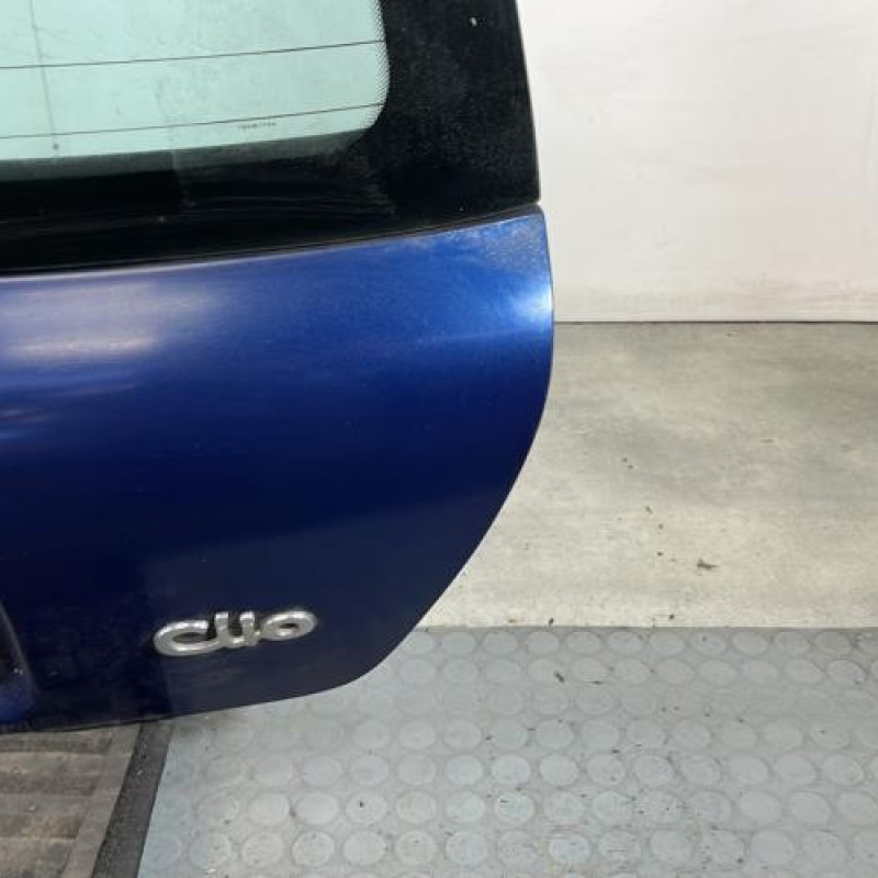 Malle/Hayon arriere RENAULT CLIO 2 Photo n°4
