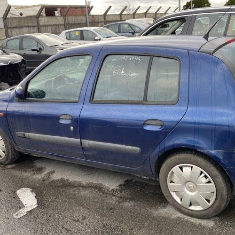 Malle/Hayon arriere RENAULT CLIO 2 Photo n°17