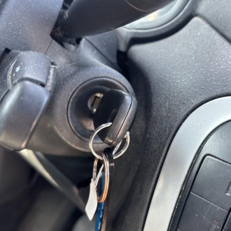 Pare choc avant CITROEN C3 PLURIEL Photo n°18