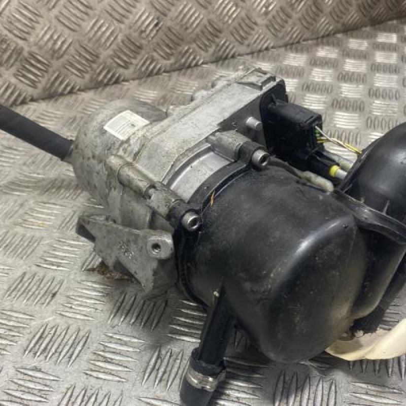 Pompe de direction PEUGEOT 508 1 Photo n°1