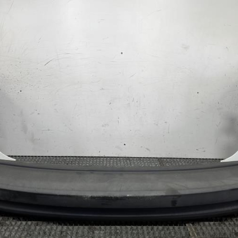 Pare choc arriere RENAULT MEGANE 3 Photo n°1