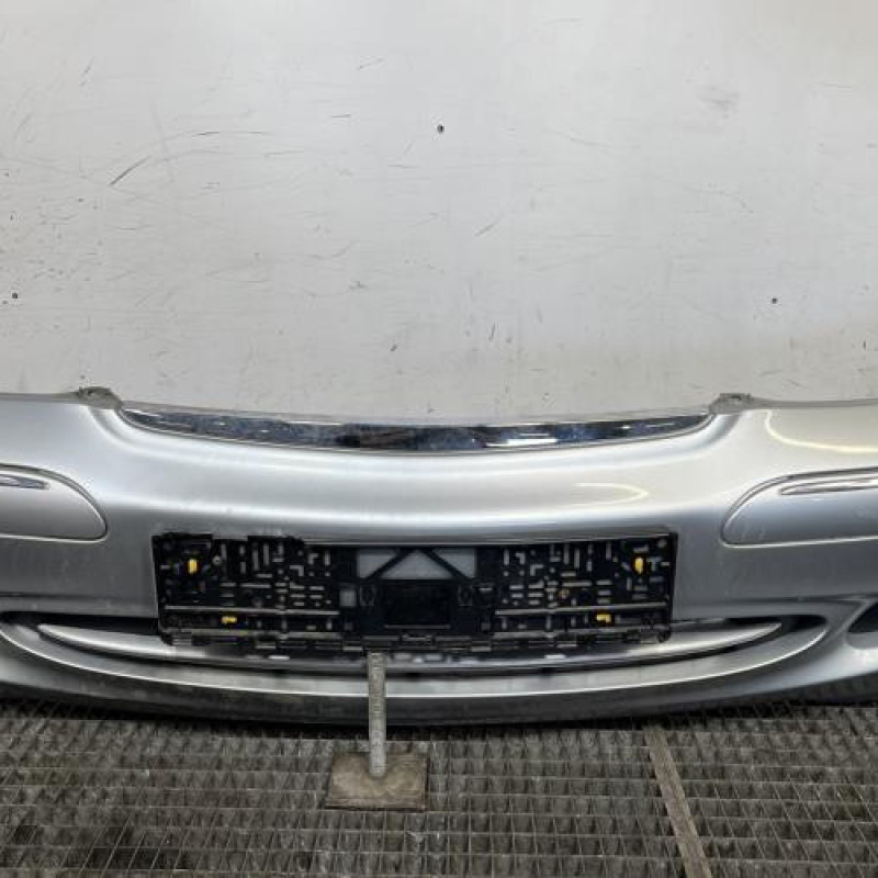 Pare choc avant MERCEDES CLASSE A 168 Photo n°1