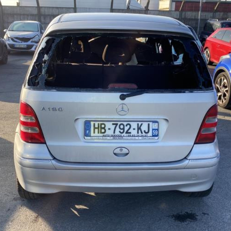 Pare choc avant MERCEDES CLASSE A 168 Photo n°11