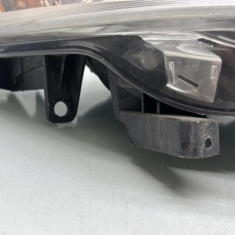 Optique avant principal droit (feux)(phare) RENAULT MEGANE 2 Photo n°4