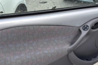 Optique avant principal droit (feux)(phare) FORD KA 1