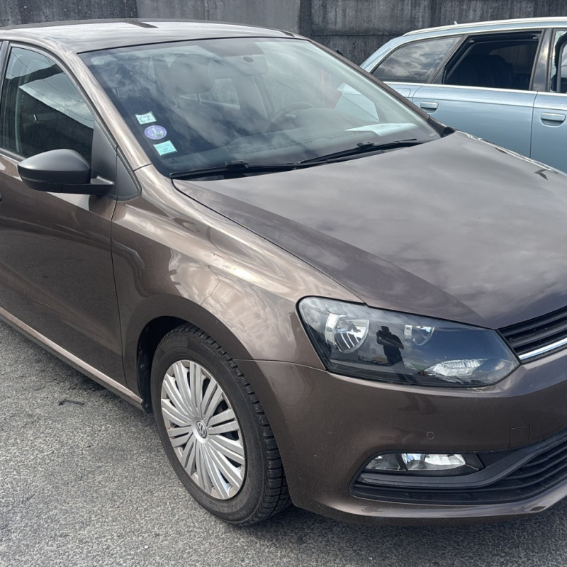 VOLKSWAGEN POLO 5 PHASE 2 1.0 MPI - 12V Photo n°2