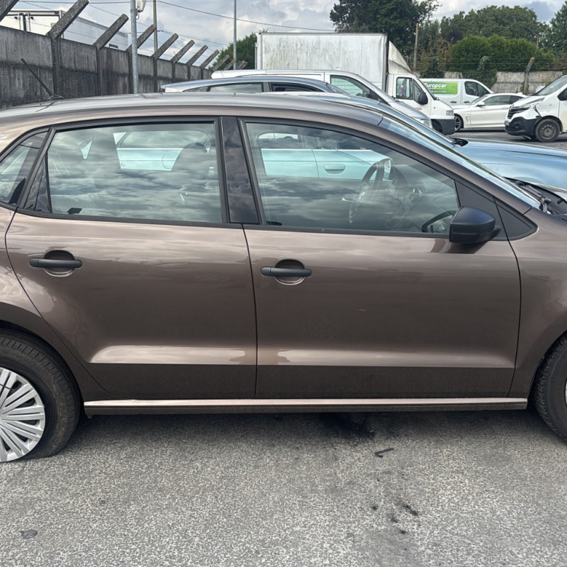 VOLKSWAGEN POLO 5 PHASE 2 1.0 MPI - 12V Photo n°7