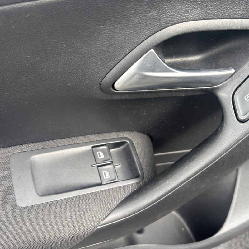 VOLKSWAGEN POLO 5 PHASE 2 1.0 MPI - 12V Photo n°11