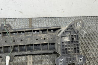 Renfort pare choc arriere (traverse) SUZUKI SWIFT 4