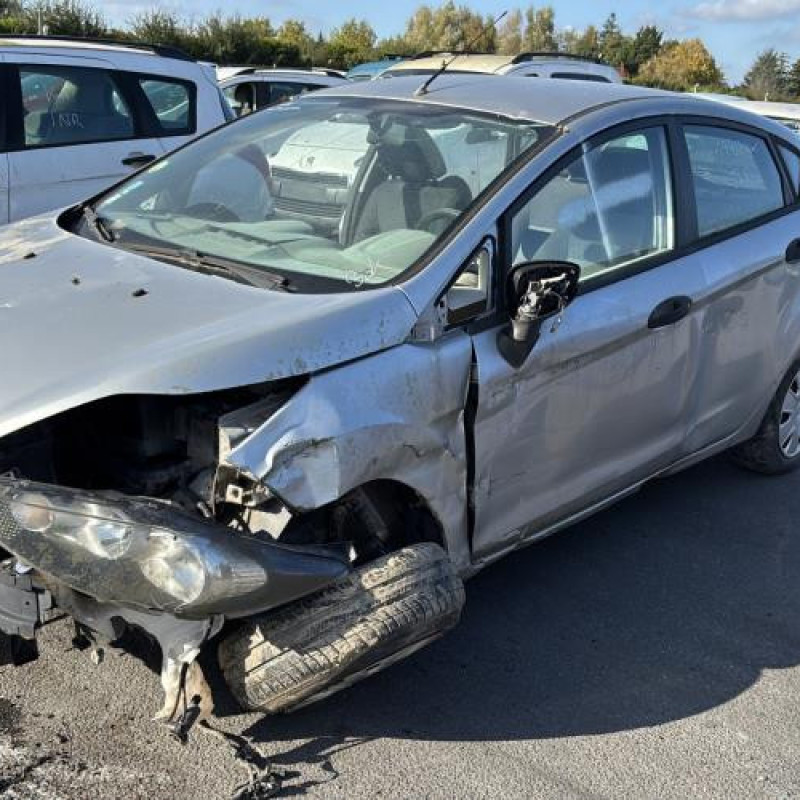 Poignee porte avant gauche FORD FIESTA 6 Photo n°4