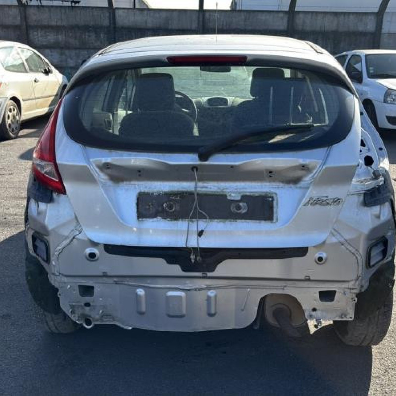 Poignee porte avant gauche FORD FIESTA 6 Photo n°8