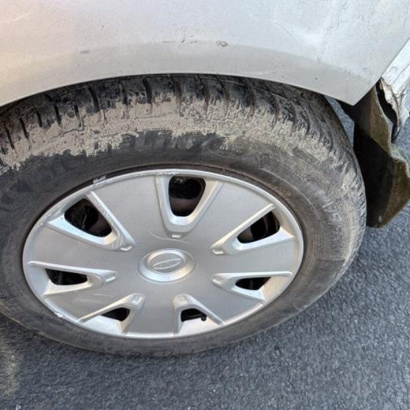 Poignee porte avant gauche FORD FIESTA 6 Photo n°17