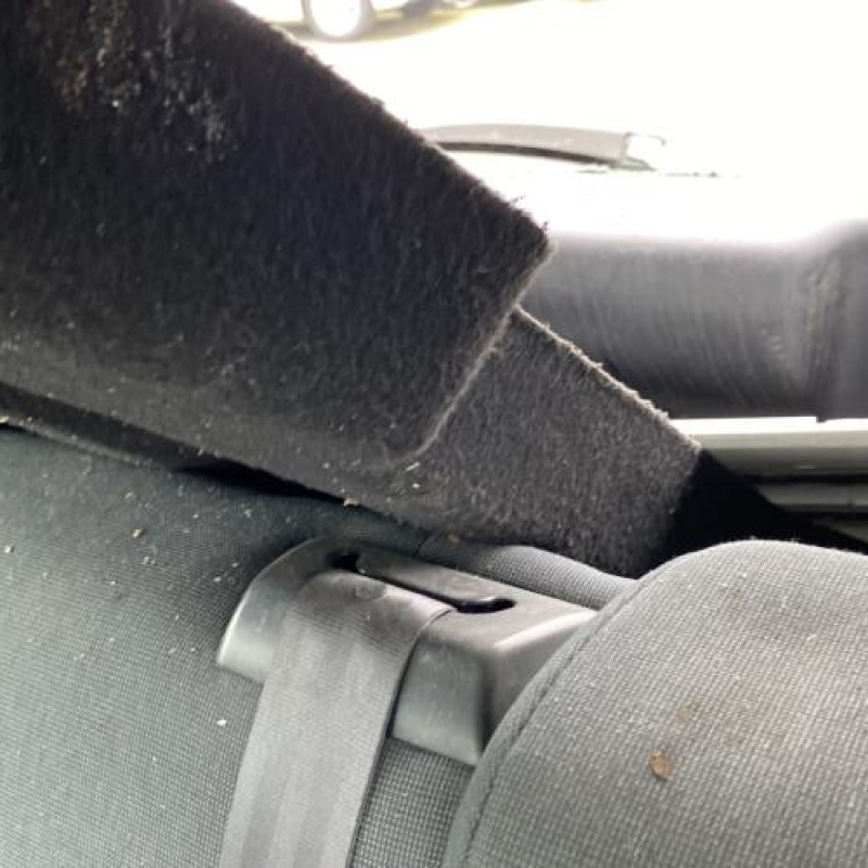Poignee porte avant droit FORD FIESTA 6 Photo n°15