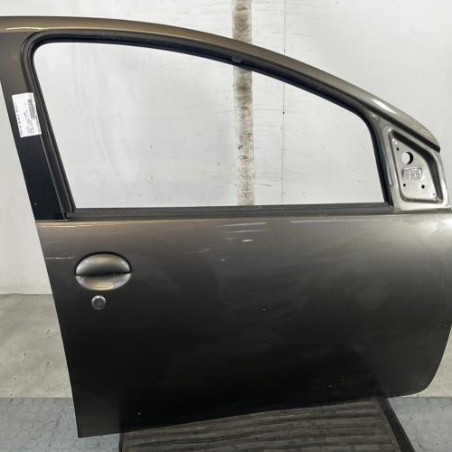 Porte avant droit TOYOTA AYGO 1 Photo n°1