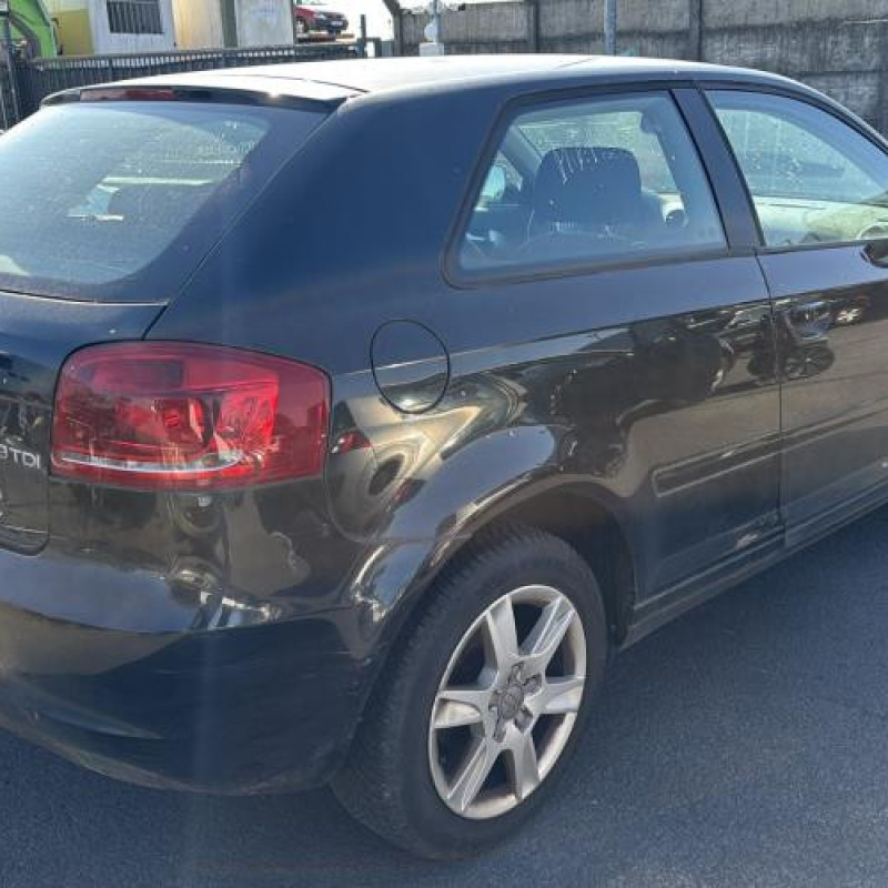 Porte avant gauche AUDI A3 2 Photo n°9