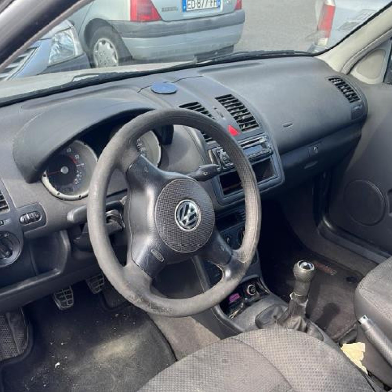 Serrure avant droit VOLKSWAGEN POLO 3 Photo n°6