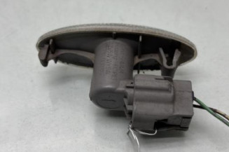 Repetiteur clignotant avant droit  (Feux) TOYOTA YARIS 2