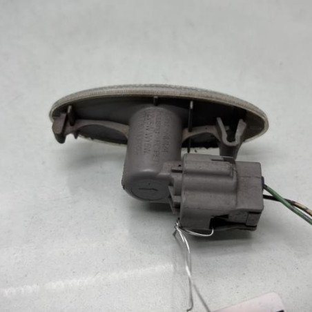 Repetiteur clignotant avant droit  (Feux) TOYOTA YARIS 2