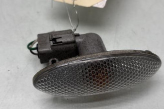 Repetiteur clignotant avant gauche (Feux) TOYOTA YARIS 2