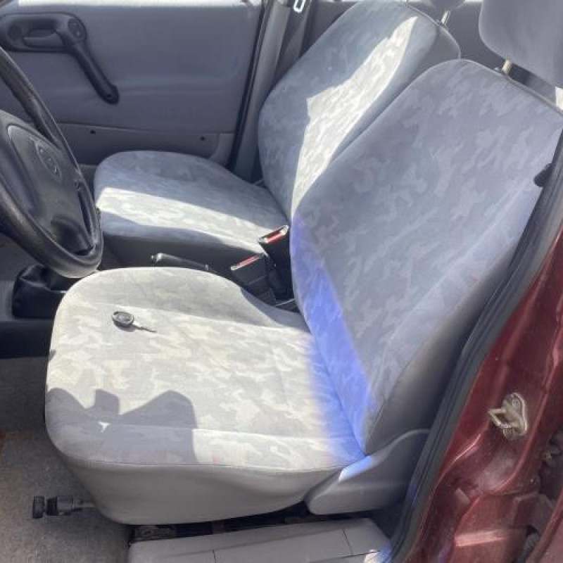 Feu arriere principal droit (feux) OPEL CORSA B Photo n°15