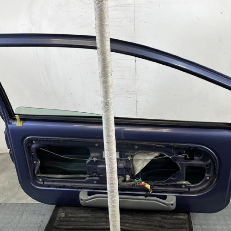 Porte avant gauche RENAULT TWINGO 1 Photo n°5
