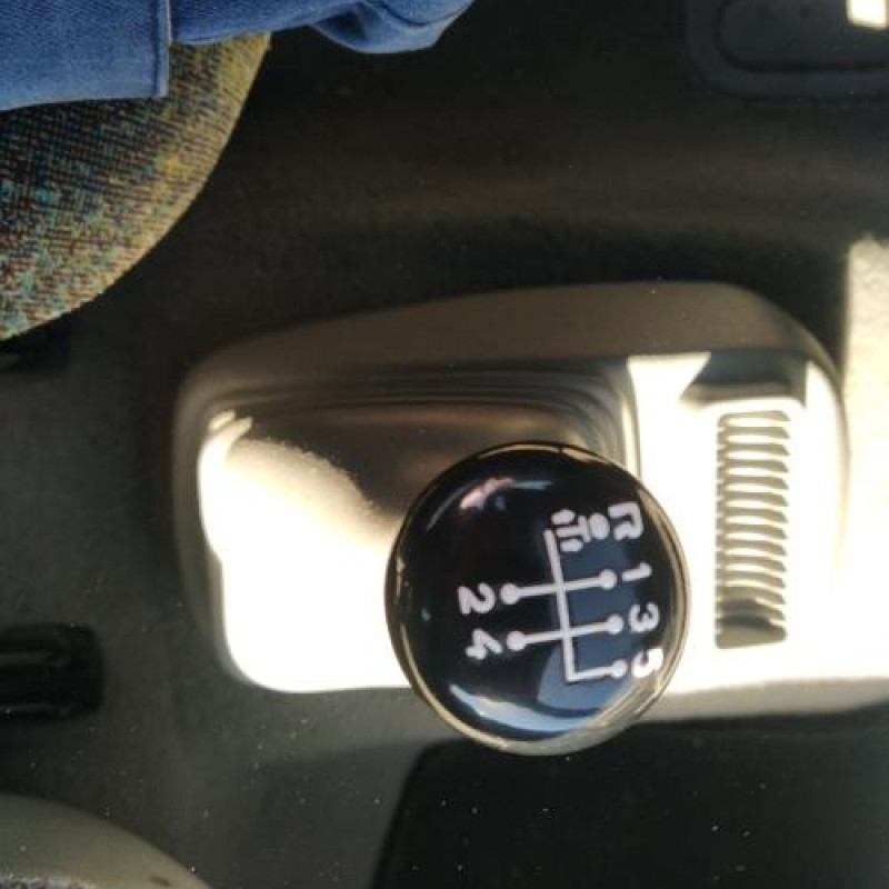 Porte avant gauche RENAULT TWINGO 1 Photo n°12