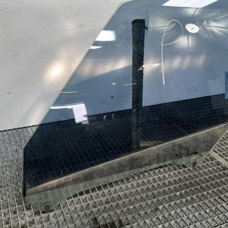 Vitre avant gauche CITROEN C4 GRAND PICASSO 1 Photo n°2