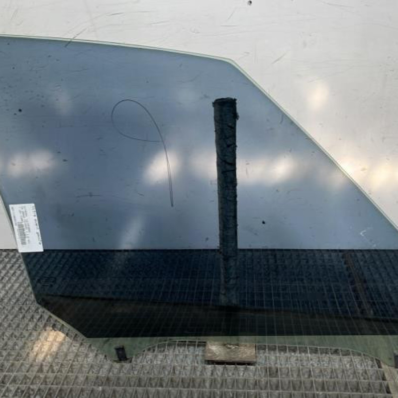 Vitre avant gauche CITROEN C4 GRAND PICASSO 1 Photo n°4
