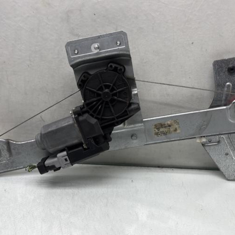 Leve vitre electrique arriere droit PEUGEOT 207 Photo n°4